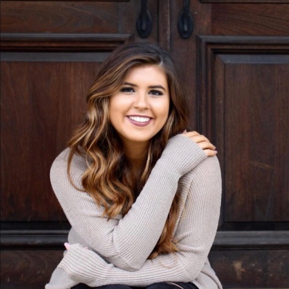 Meet your Posher, Natasha - Picture 1 of 1